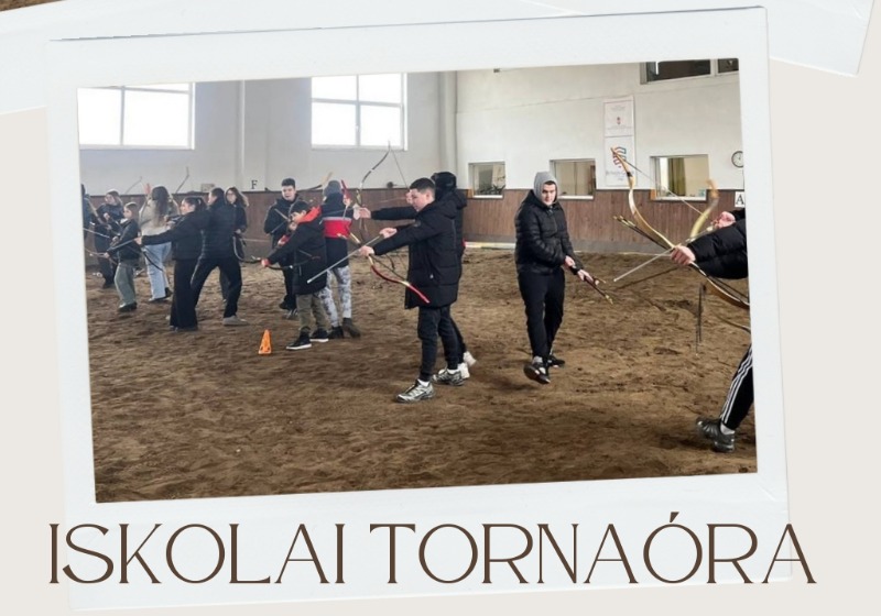 Iskolai tornaóra a lovardában